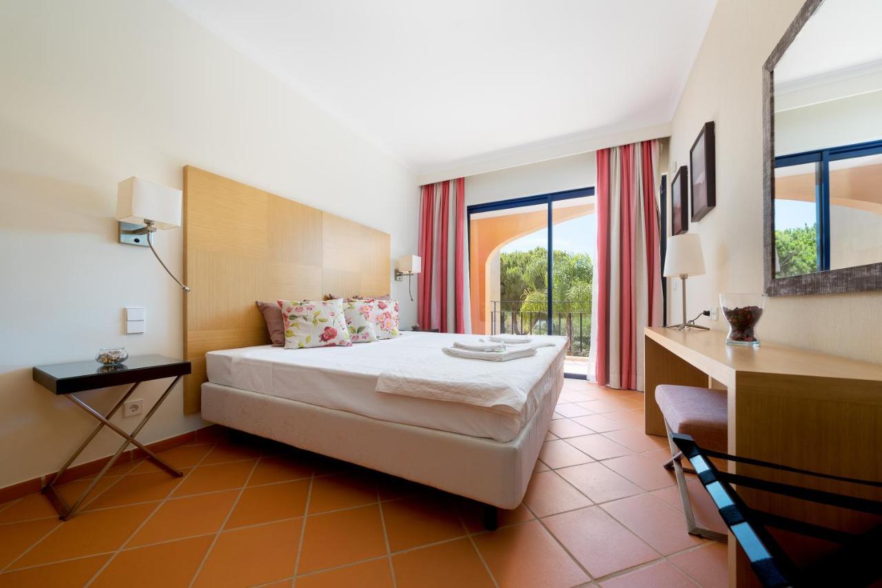 קווארטיירה Al - Apartamentos Vila Sol F5 Bloco 3 מראה חיצוני תמונה