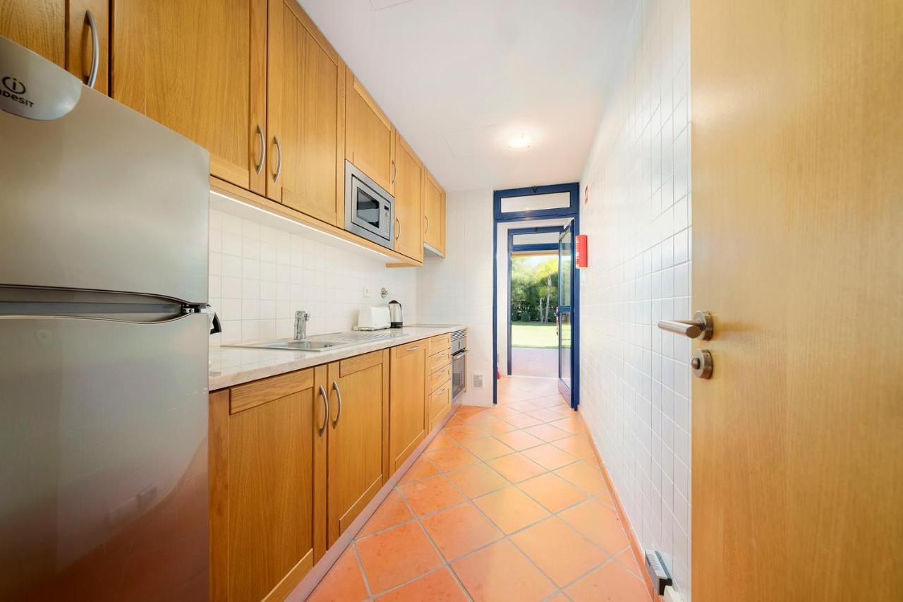 קווארטיירה Al - Apartamentos Vila Sol F5 Bloco 3 מראה חיצוני תמונה